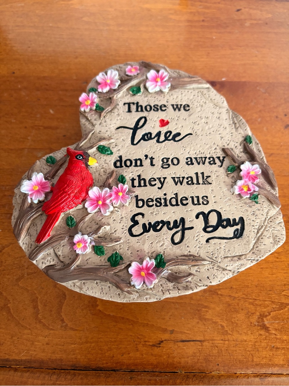 NIB Heart Memorial Stepping Stone / Plaque Cardinal Flowers Sympathy Gift ♥️